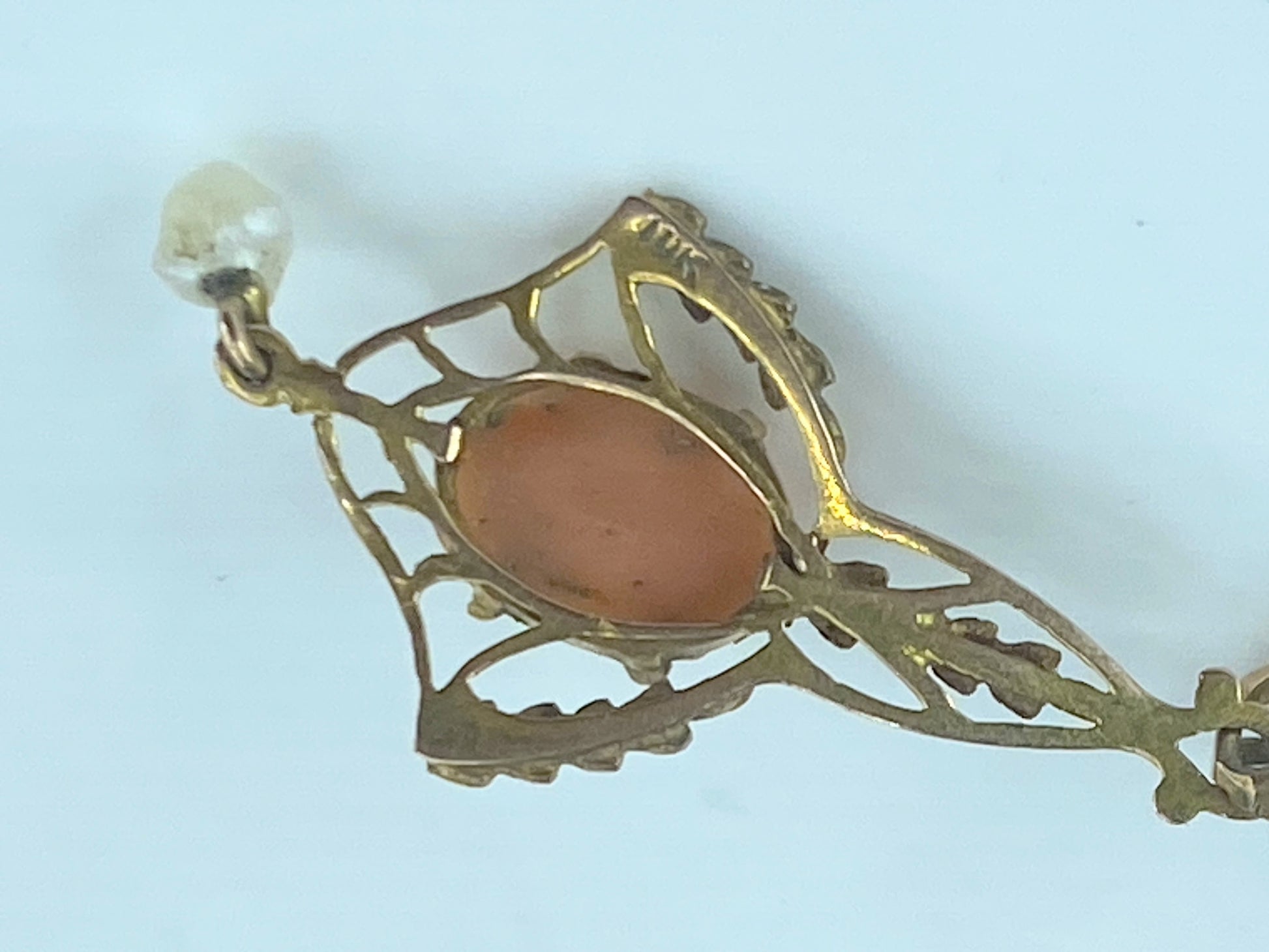 MId century 10K Coral cameo freshwater cultured pearl filigree necklace JR489