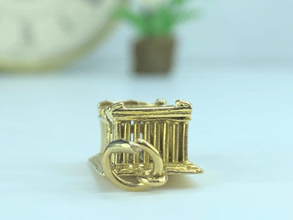 Detailed Greek Parthenon Vintage Charm 18K Gold Three-Dimensional 4.2g JR493