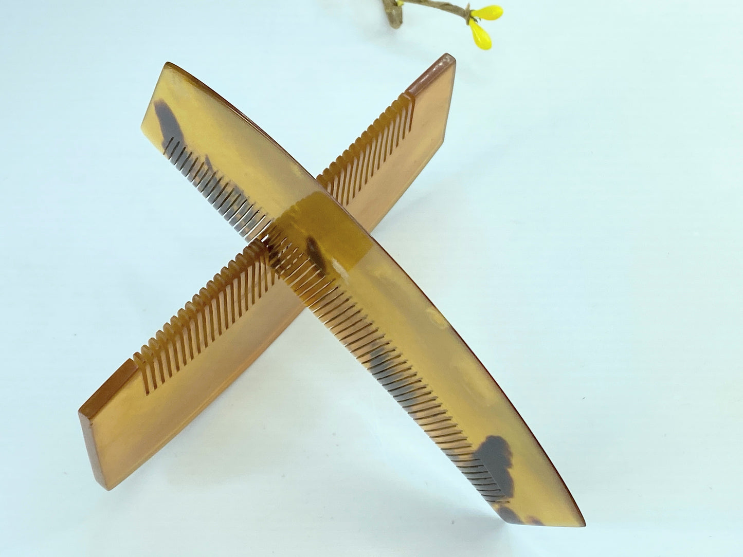 Origin Japanese handmade Celluloid Geshi hair combs set of two 38g GS615
