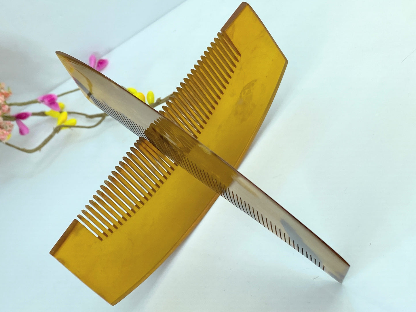 Origin Japanese handmade Celluloid Geshi hair combs set of two 38g GS615