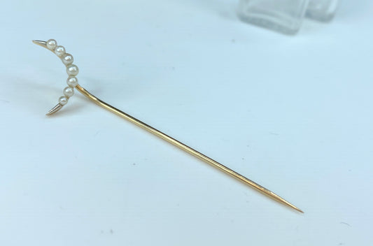 14K yellow gold graduated Seed Pearl Crescent moon stick pin