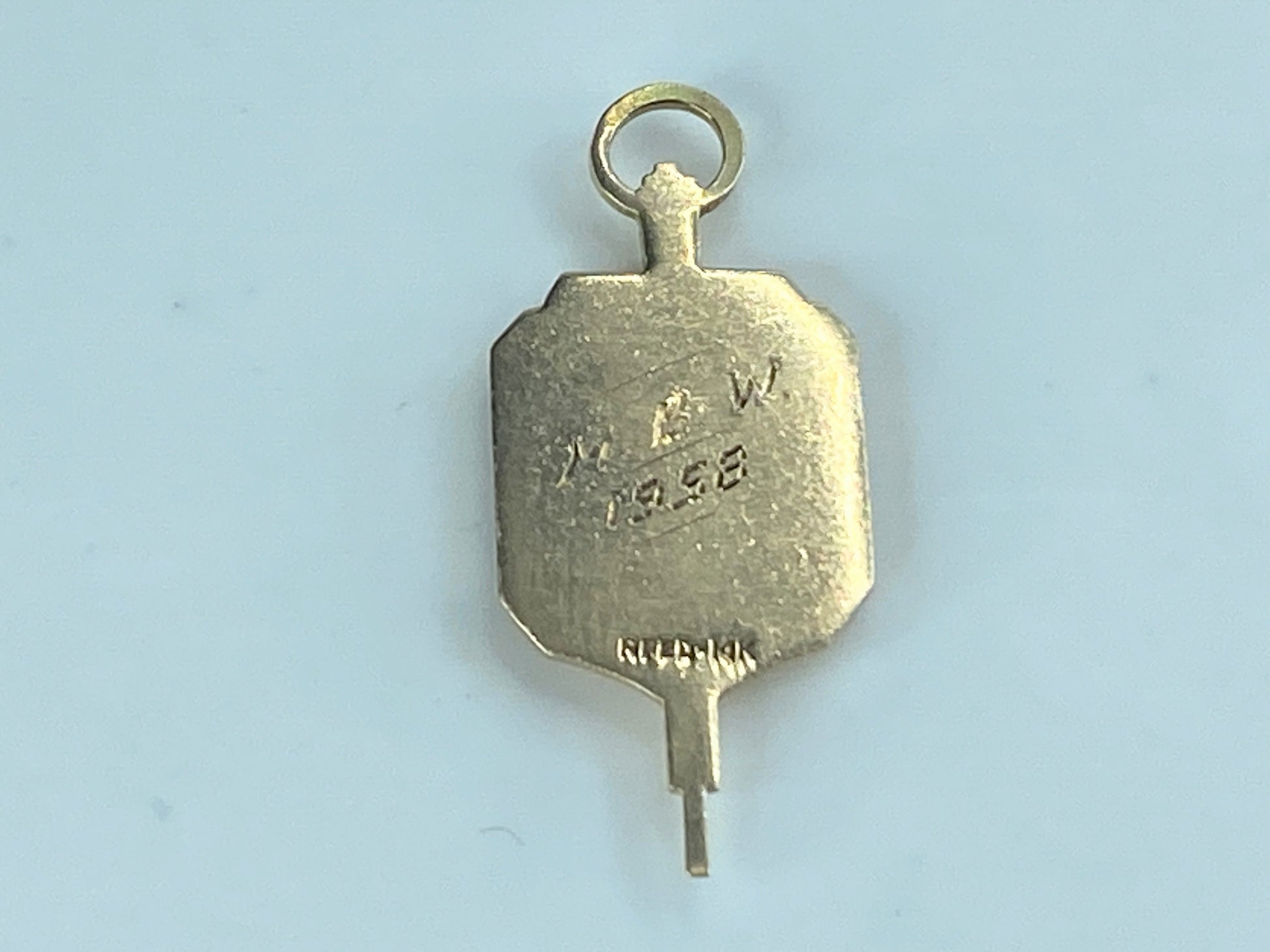 c1958's 14K yellow gold Fraternity black enamel fob 5.4g 1 3/8" JR527