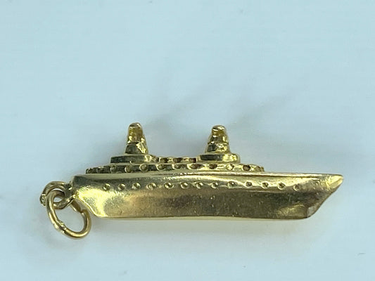 18K yellow gold Ocean Liner cruise ship charm pendant 1 3/8" 4.3g JR532