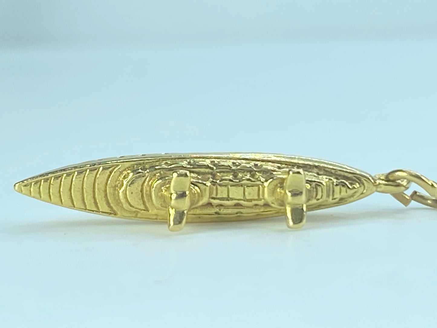 18K yellow gold Ocean Liner cruise ship charm pendant 1 3/8" 4.3g JR532