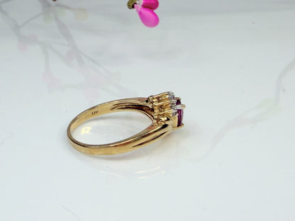 Vintage 14K Gold Ruby Diamond Cluster Ring Pear Ruby Size 6.75 JR1452