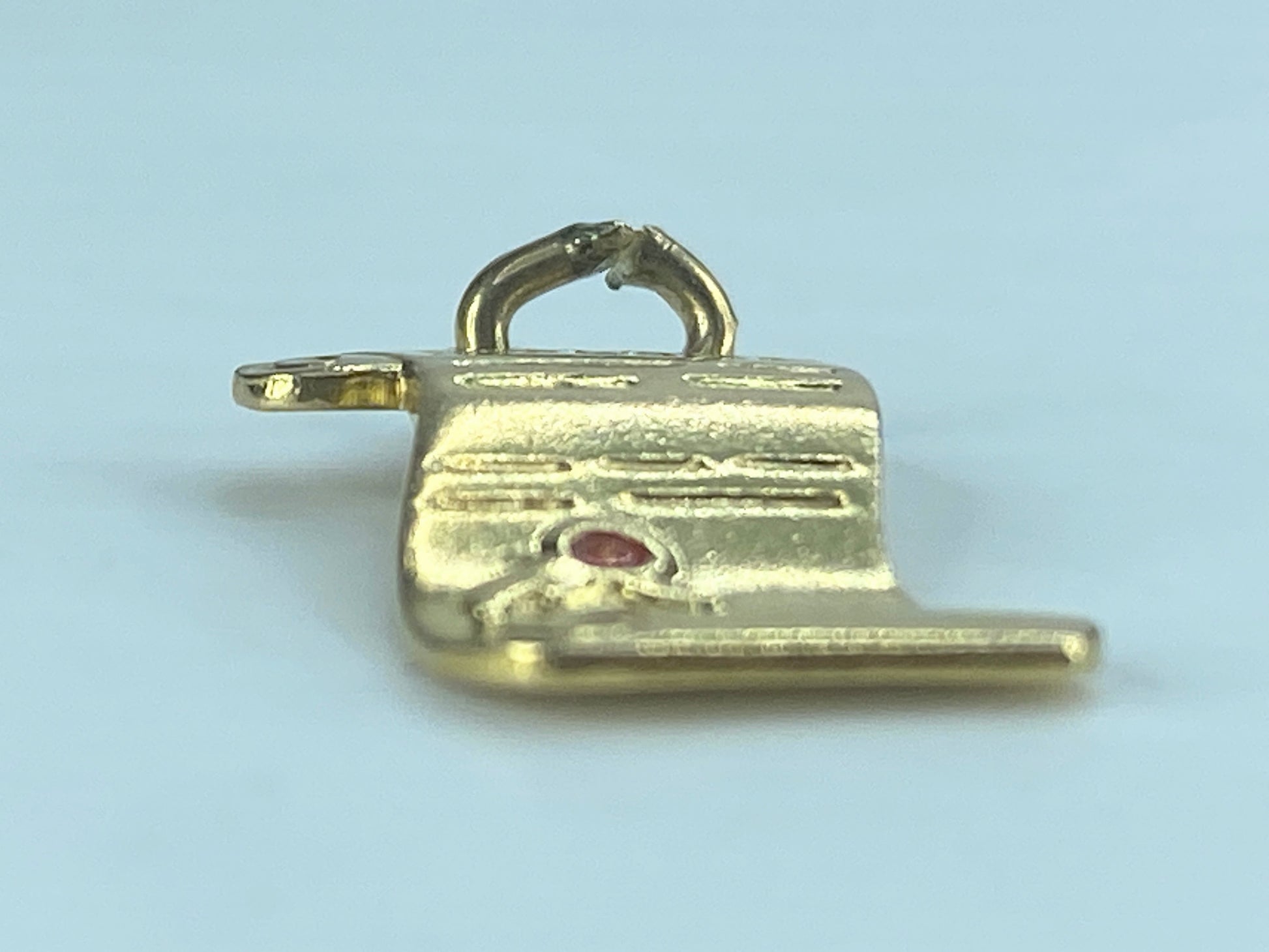 Vintage 14k yellow gold Gold Diploma Ruby Charm 18.4mm 2.1g JR533