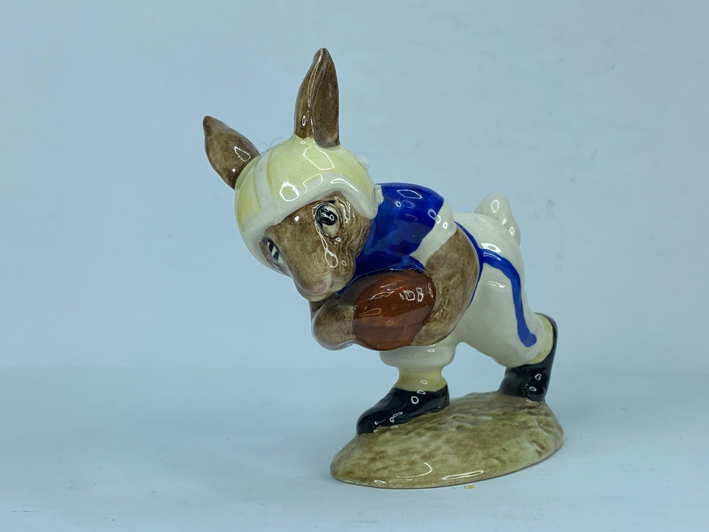 Royal Doulton “TOUCHDOWN BUNNYKINS” Golden Jubilee Celebration Collection 1984