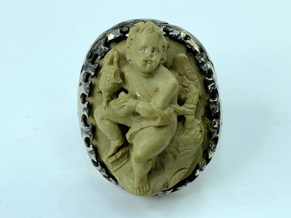 Fine, Victorian sterling silver Carved Lava Stone Putti & Dog ring s6 10g JR922
