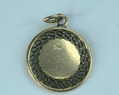 10K yellow gold fancy pendant engraved "Mexico DHS" 23mm x19mm 2g JR535