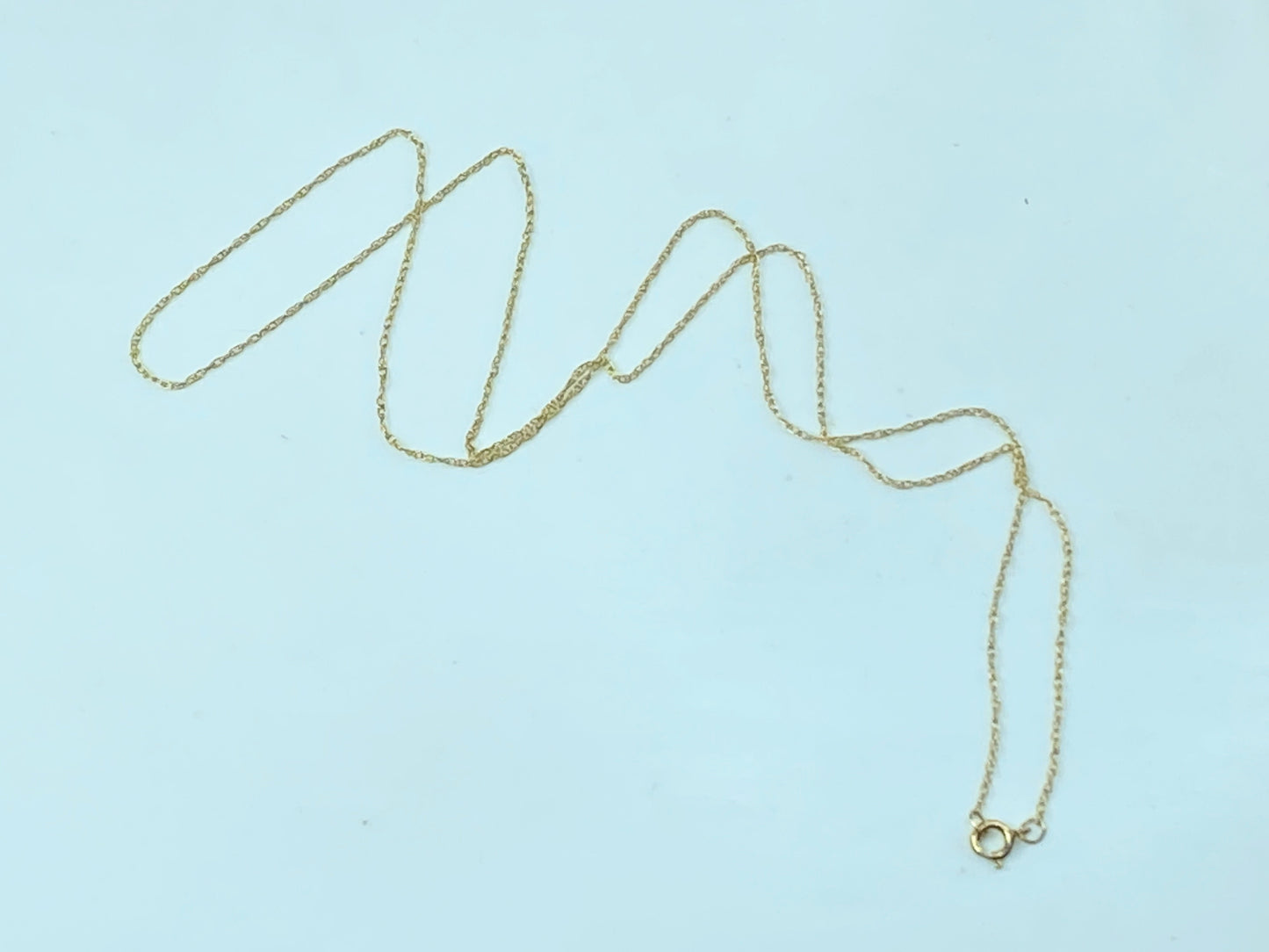 14K yellow gold lightweight 0.7mm 18" necklace 0.6 gram JR926