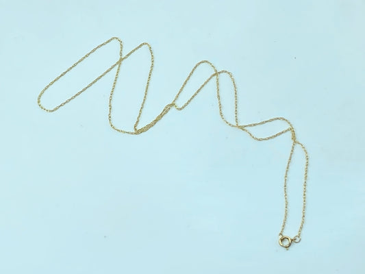 14K yellow gold lightweight 0.7mm 18" necklace 0.6 gram JR926
