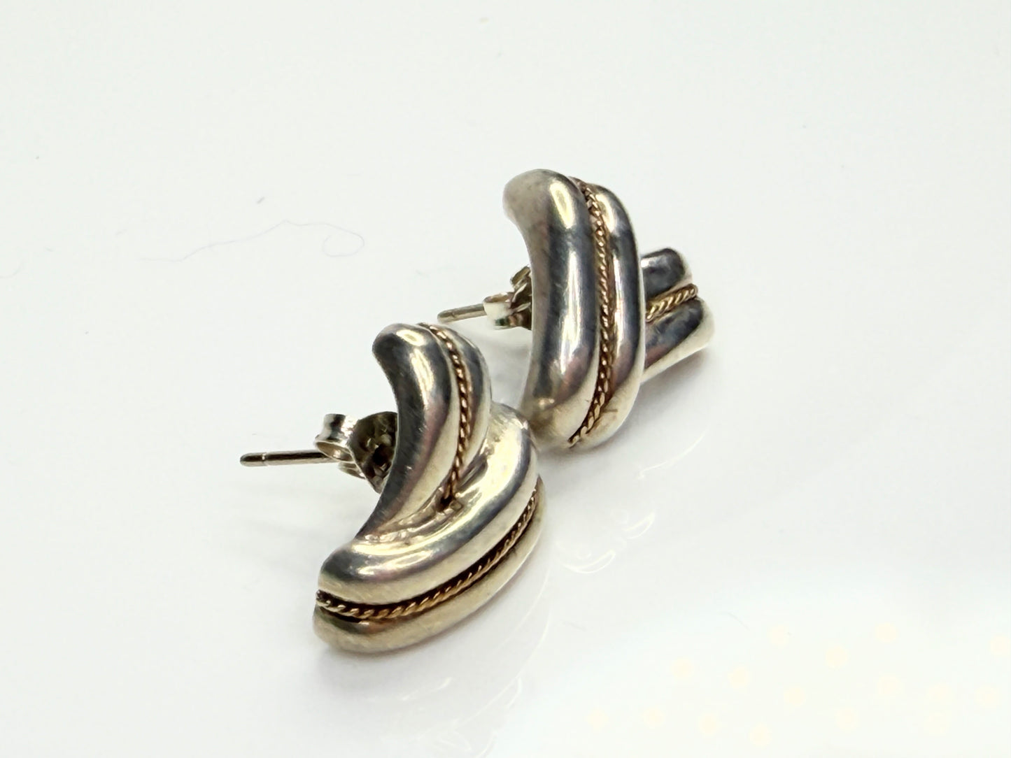 Vintage Tiffany & Co Sterling Silver 14K Gold Ribbon Earrings JR1462