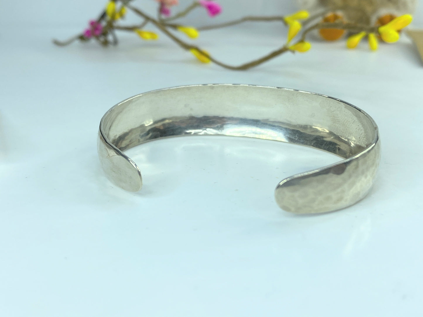 James Avery 925 Sterling Silver "Hammered" Divina Cuff Bracelet Retired JR931