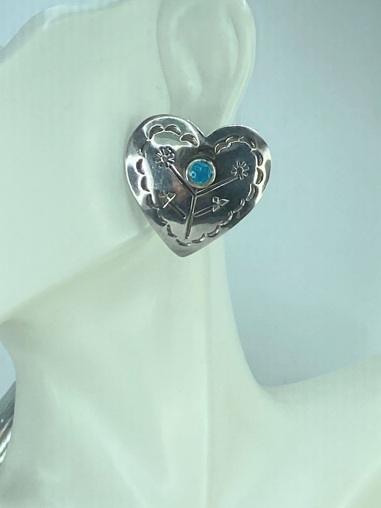 Heart Navajo Taxco sterling & turquoise handstamped post earrings handmade JR505