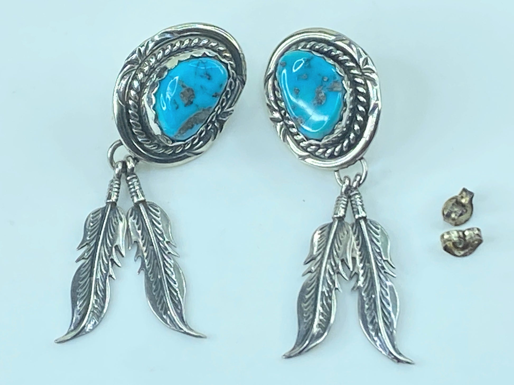 Native American Designer natural Turquoise Feather Sterling Earrings JR507