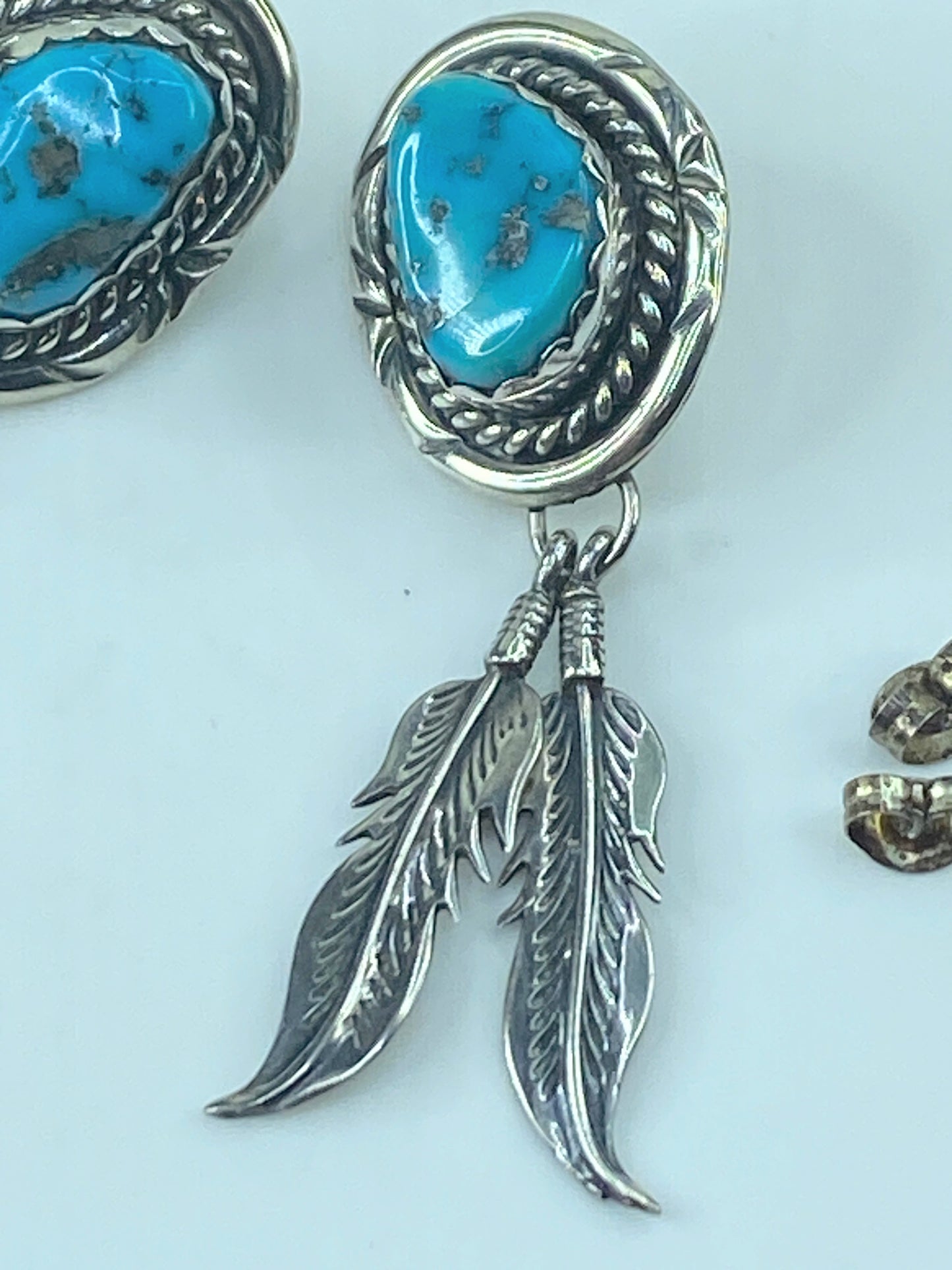 Native American Designer natural Turquoise Feather Sterling Earrings JR507
