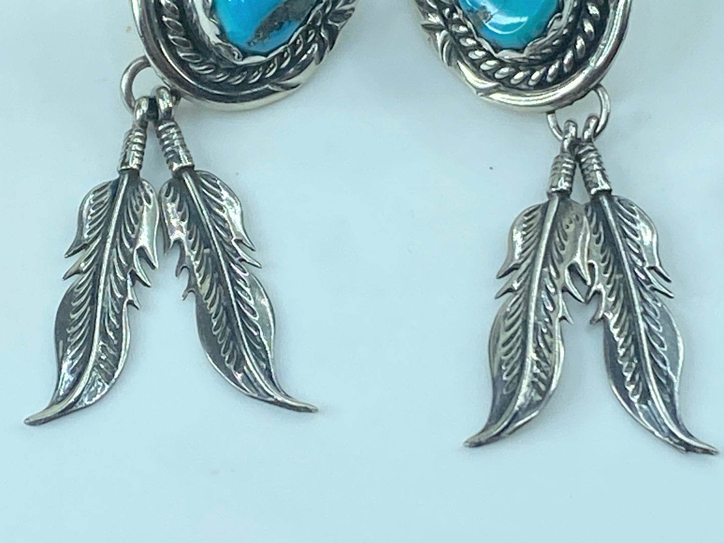 Native American Designer natural Turquoise Feather Sterling Earrings JR507