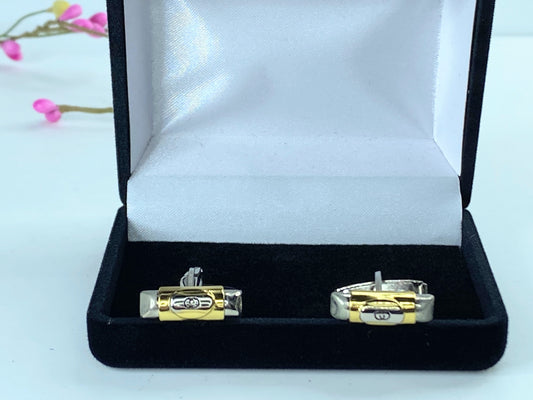 Italy Gucci Gold Silver Tone Metal GG Logo Cufflinks Authentic GS79