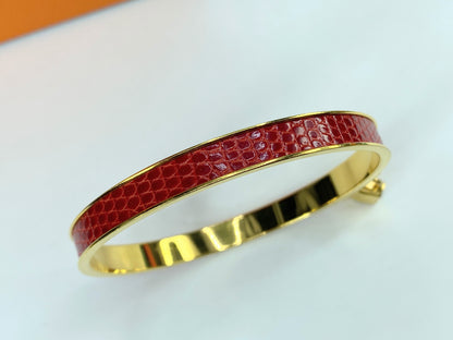 Vintage Hermes Epsom Kelly Lock Cadena Bracelet Rouge Casaque s8.25 GS628