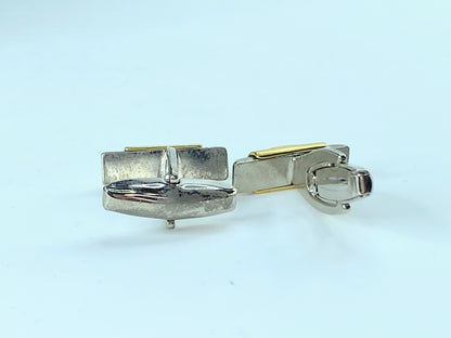 Italy Gucci Gold Silver Tone Metal GG Logo Cufflinks Authentic GS79