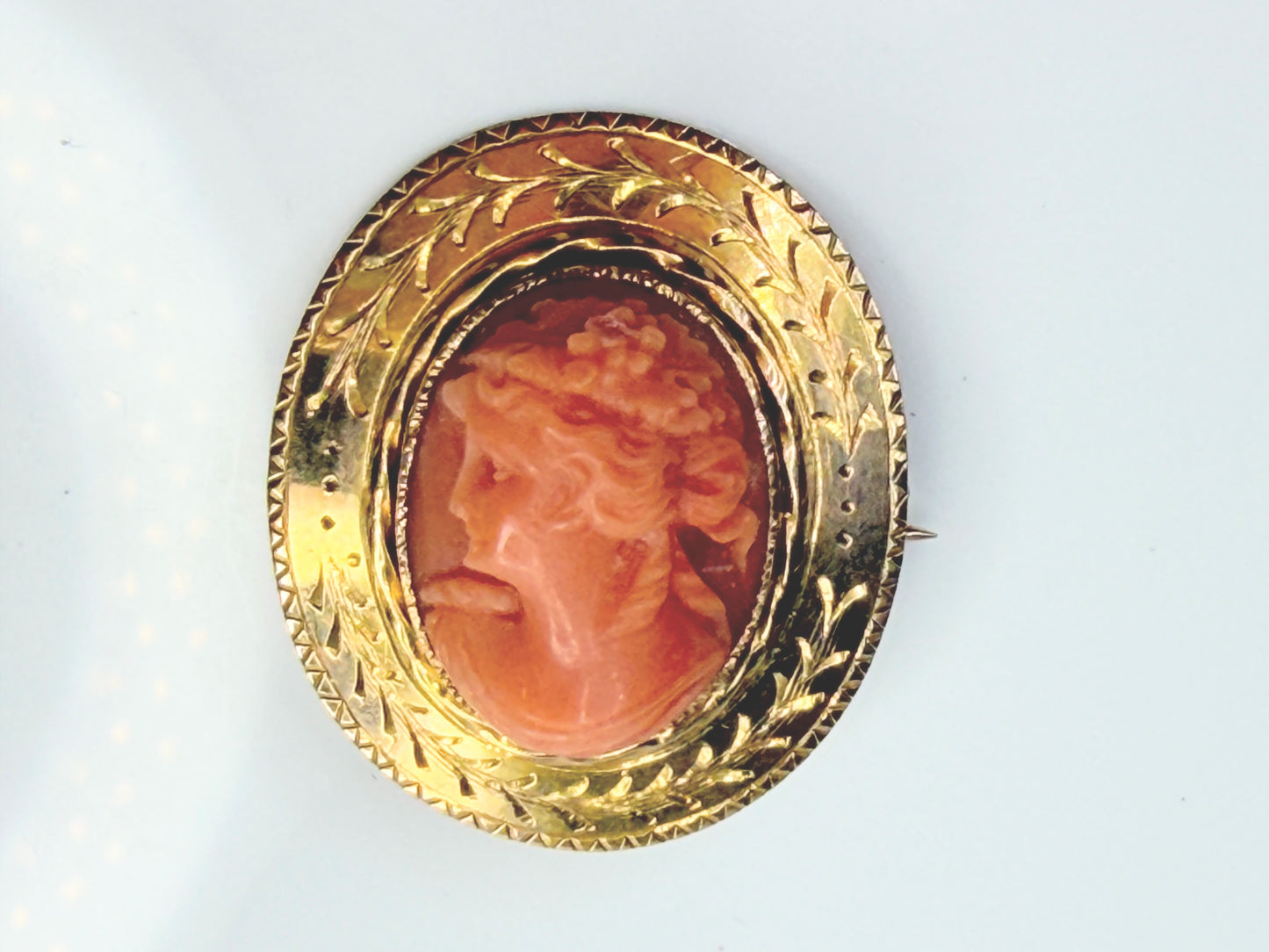 Antique 14K Gold Carved Coral Cameo Brooch C-Clasp 1.2"