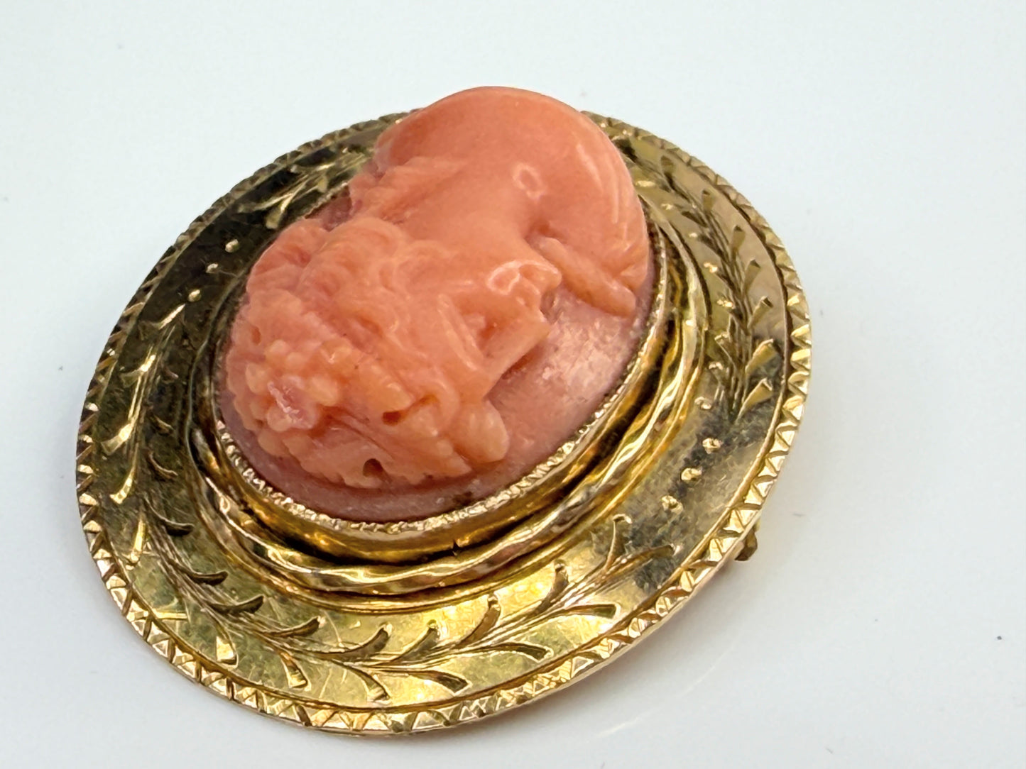 Antique 14K Gold Carved Coral Cameo Brooch C-Clasp 1.2"