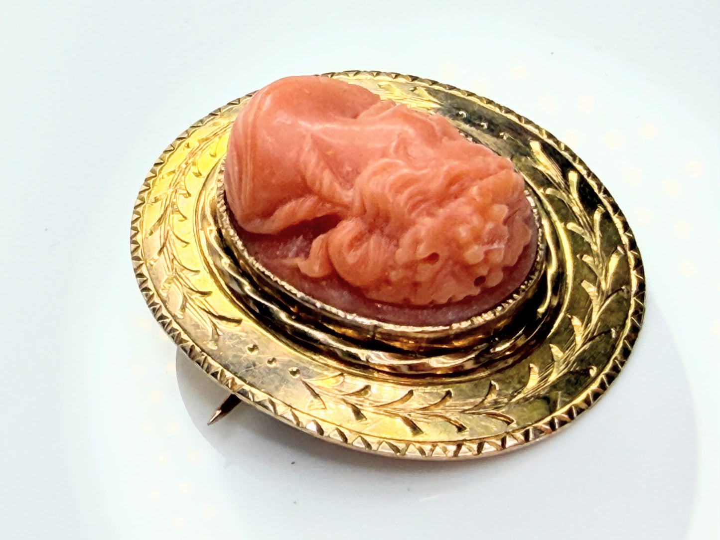 Antique 14K Gold Carved Coral Cameo Brooch C-Clasp 1.2"