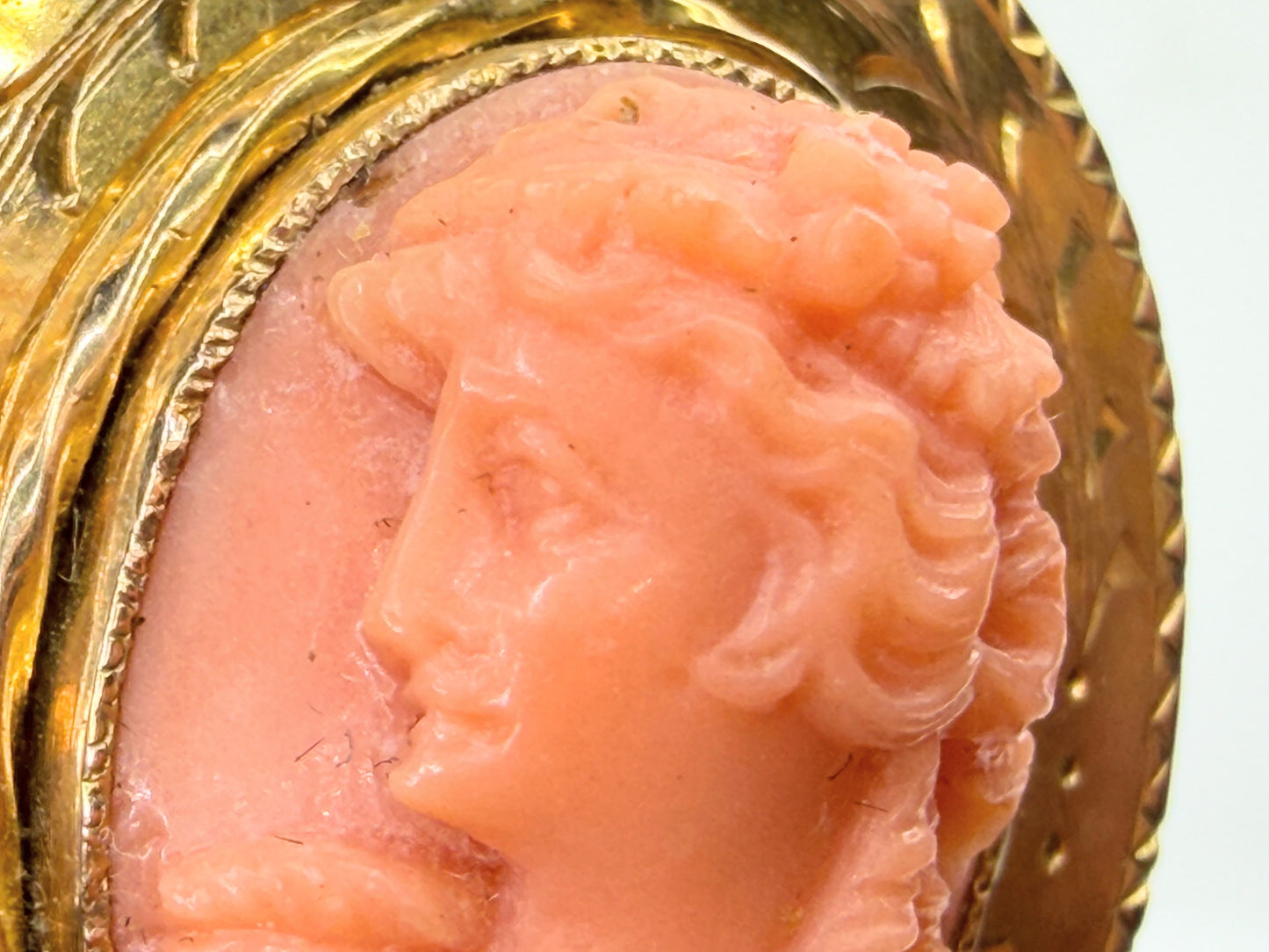 Antique 14K Gold Carved Coral Cameo Brooch C-Clasp 1.2"