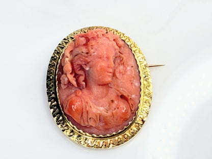 Antique Victorian 14K Gold Carved Coral Cameo Brooch 1.2"