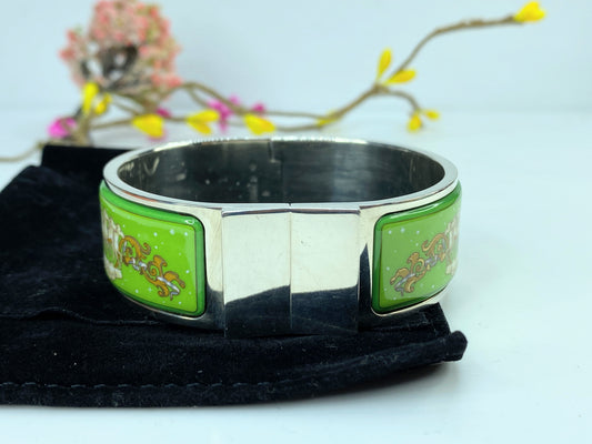 Estate Hermès Helios print clic clac bracelet 20mm enamel silver tone 6.5" GS632