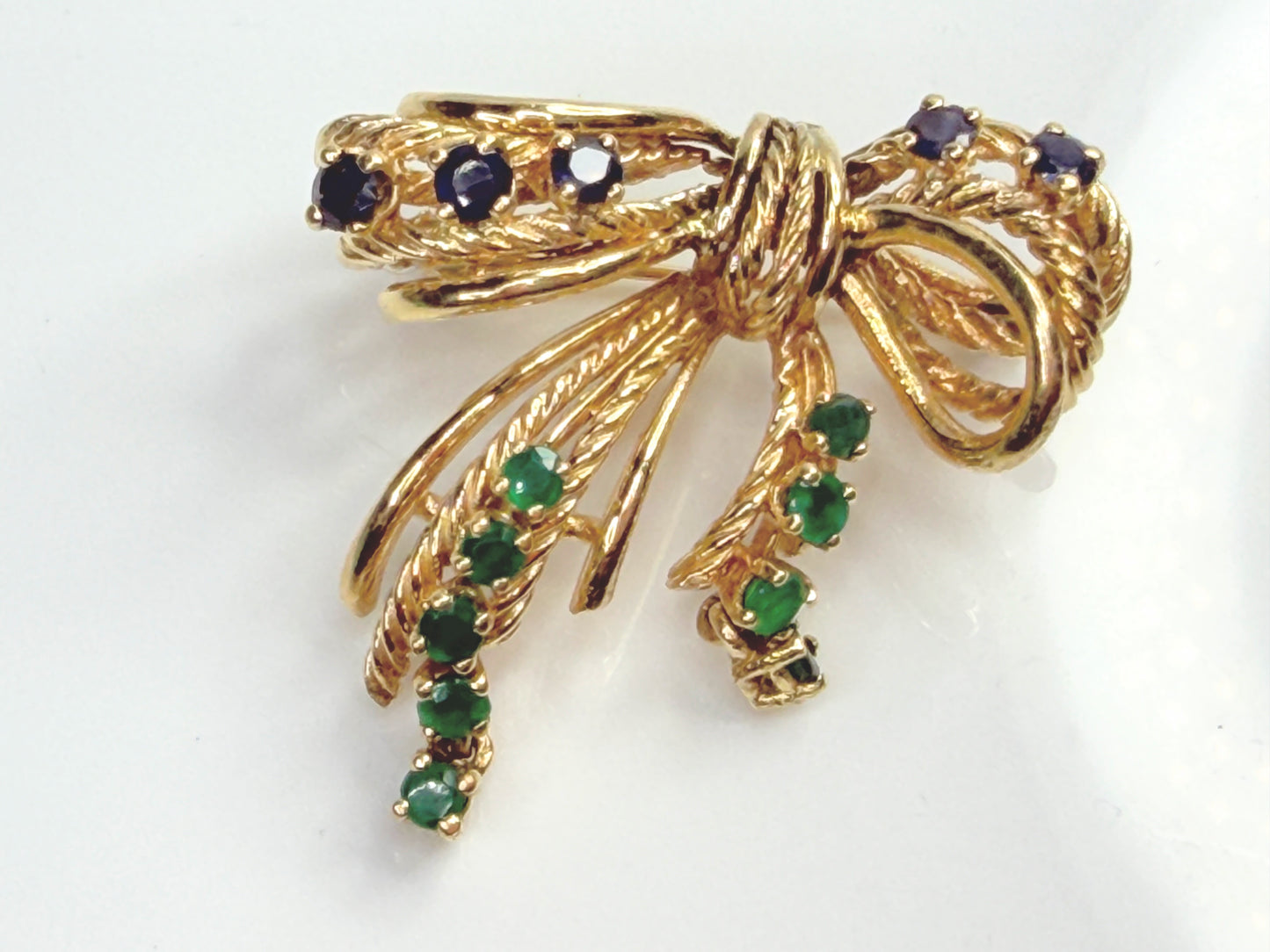 Vintage 14K Emerald Sapphire Ribbon Bow Brooch with Dangle JR1475