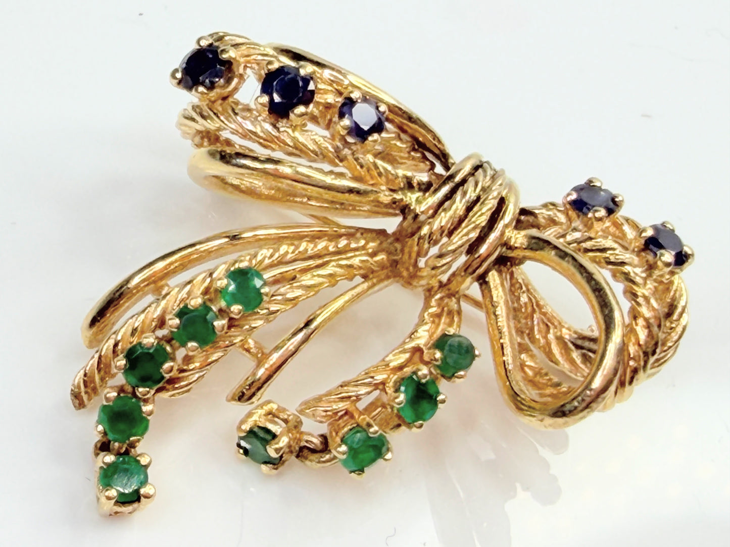 Vintage 14K Emerald Sapphire Ribbon Bow Brooch with Dangle JR1475