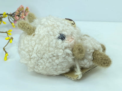 Japan handmade wool felt little "Kaoru" wild sheep doll 4 3/4" x 3 1/4" A390