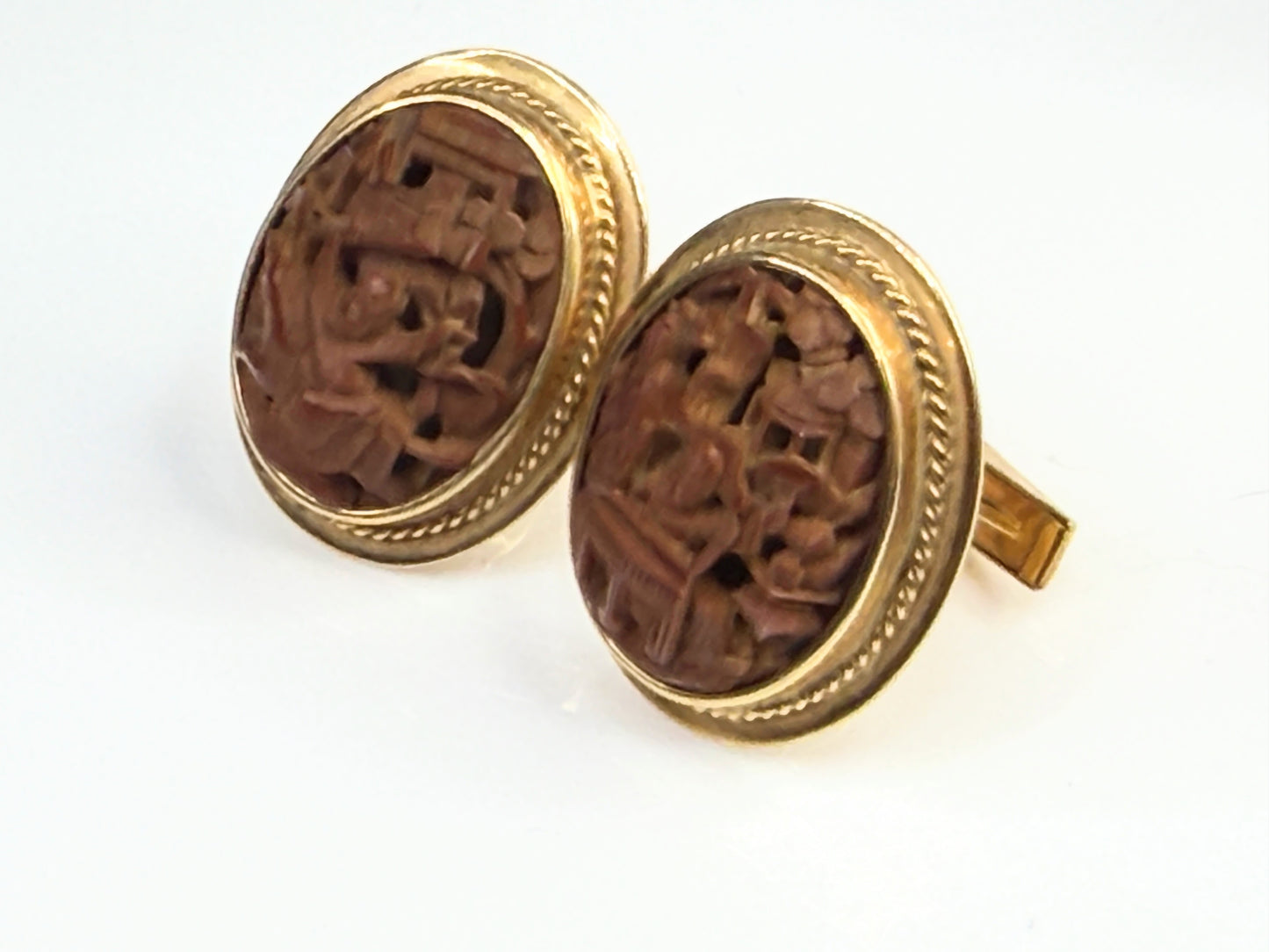 Vintage 14K Gold Chinese Carved Panel Cufflinks Landscape Motif SS252