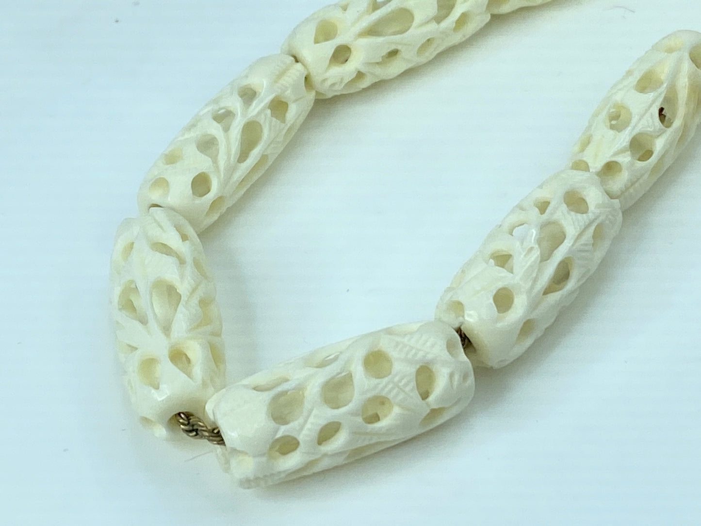 Miriam Haskell white bakelite? carved moveable inside necklace Pat 3427961 GS635