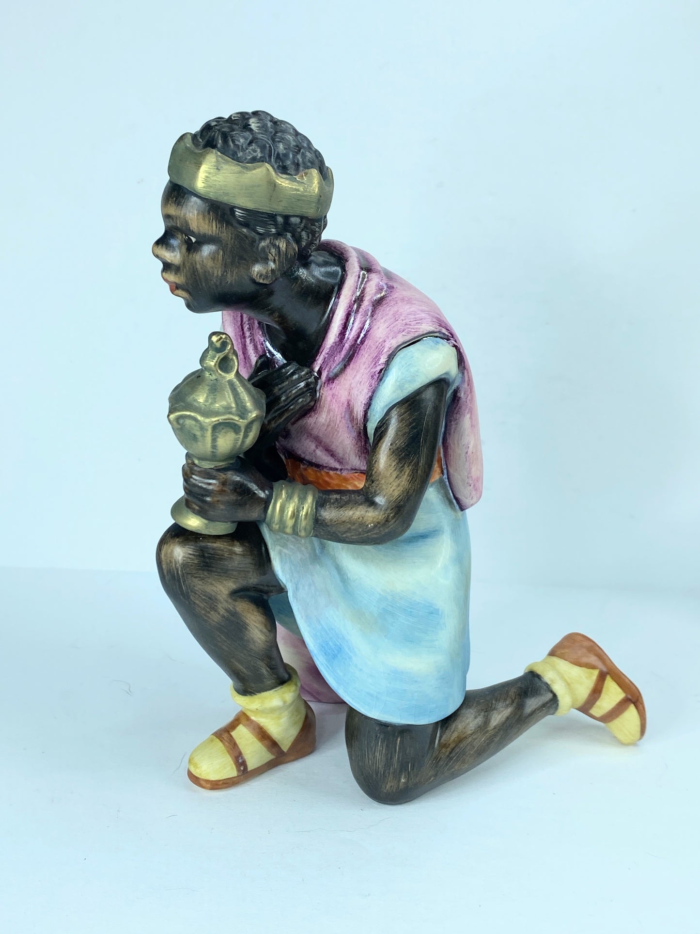 GOEBEL NATIVITY KING Kneeling Moorish Black Wise Man