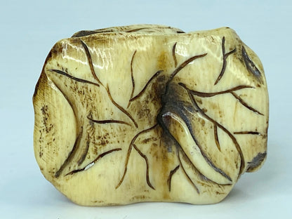 c1900 carved Bakelite (?)/ Resin Netuske Turtle 1 3/8" GS640