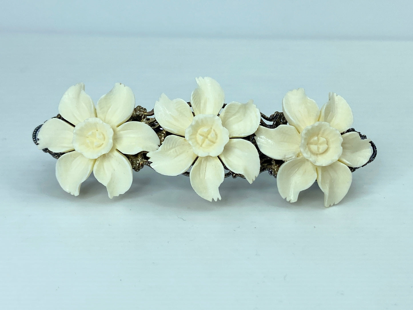 Ornate carved Daffodile black metal tone barrette vintage new old stock GS641