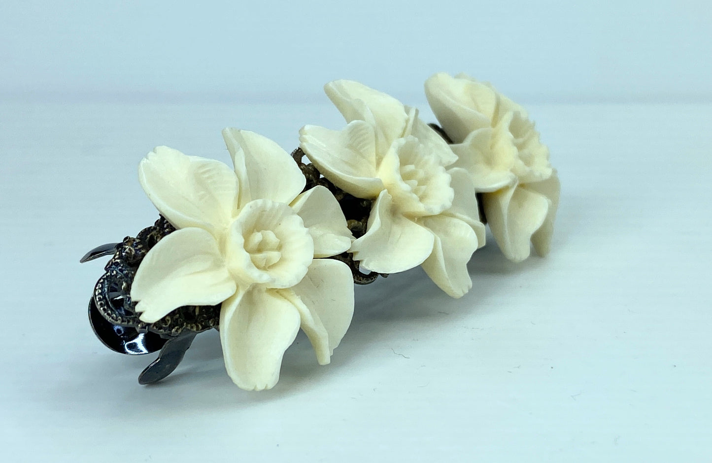 Ornate carved Daffodile black metal tone barrette vintage new old stock GS641