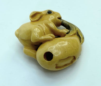 Mid century bone netsuka Rabbit pulling a squash 22.5mm GS646