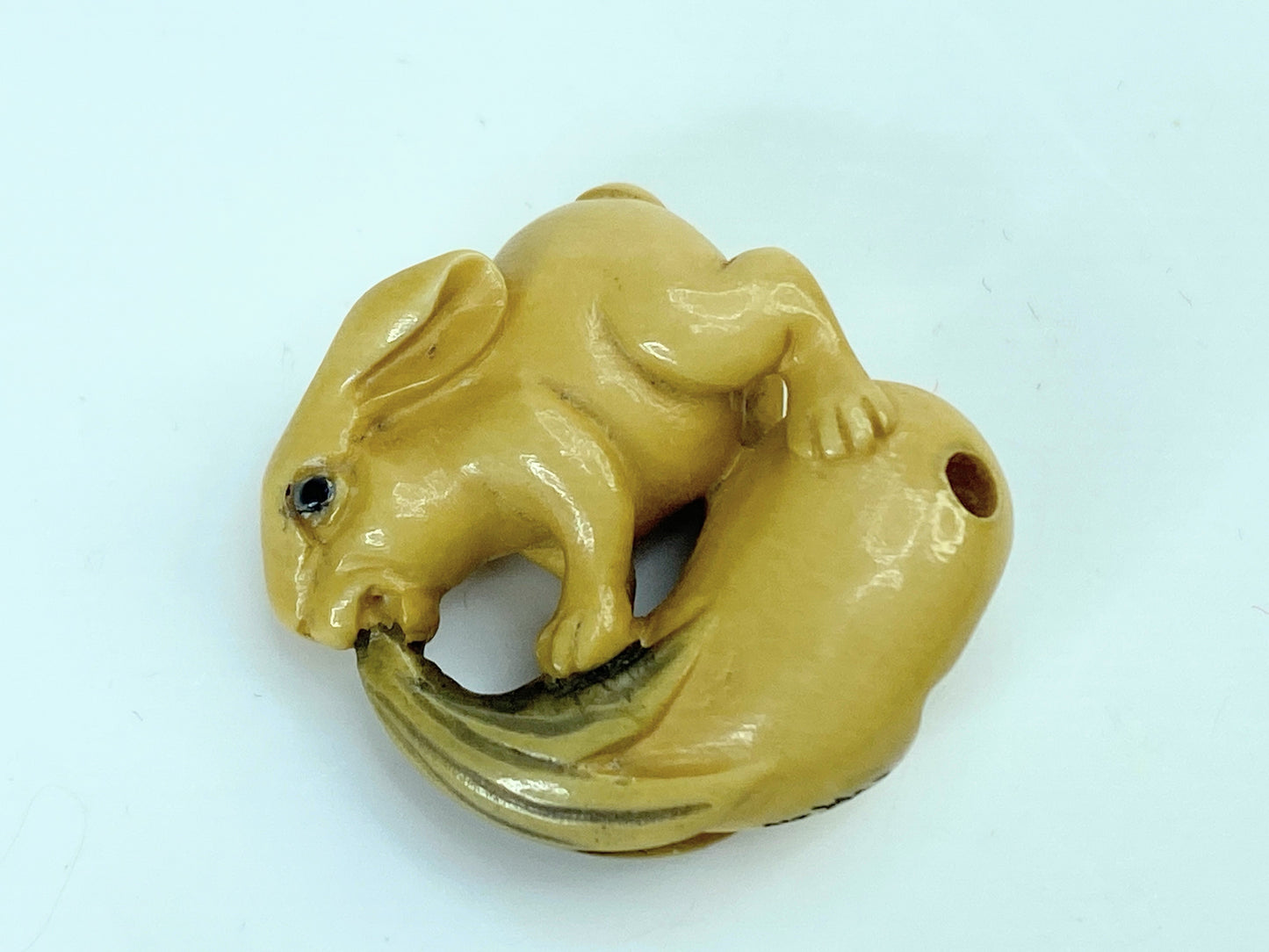 Mid century bone netsuka Rabbit pulling a squash 22.5mm GS646