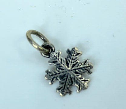 James Avery sterling silver Aspen Snow Crystal Charm JR937