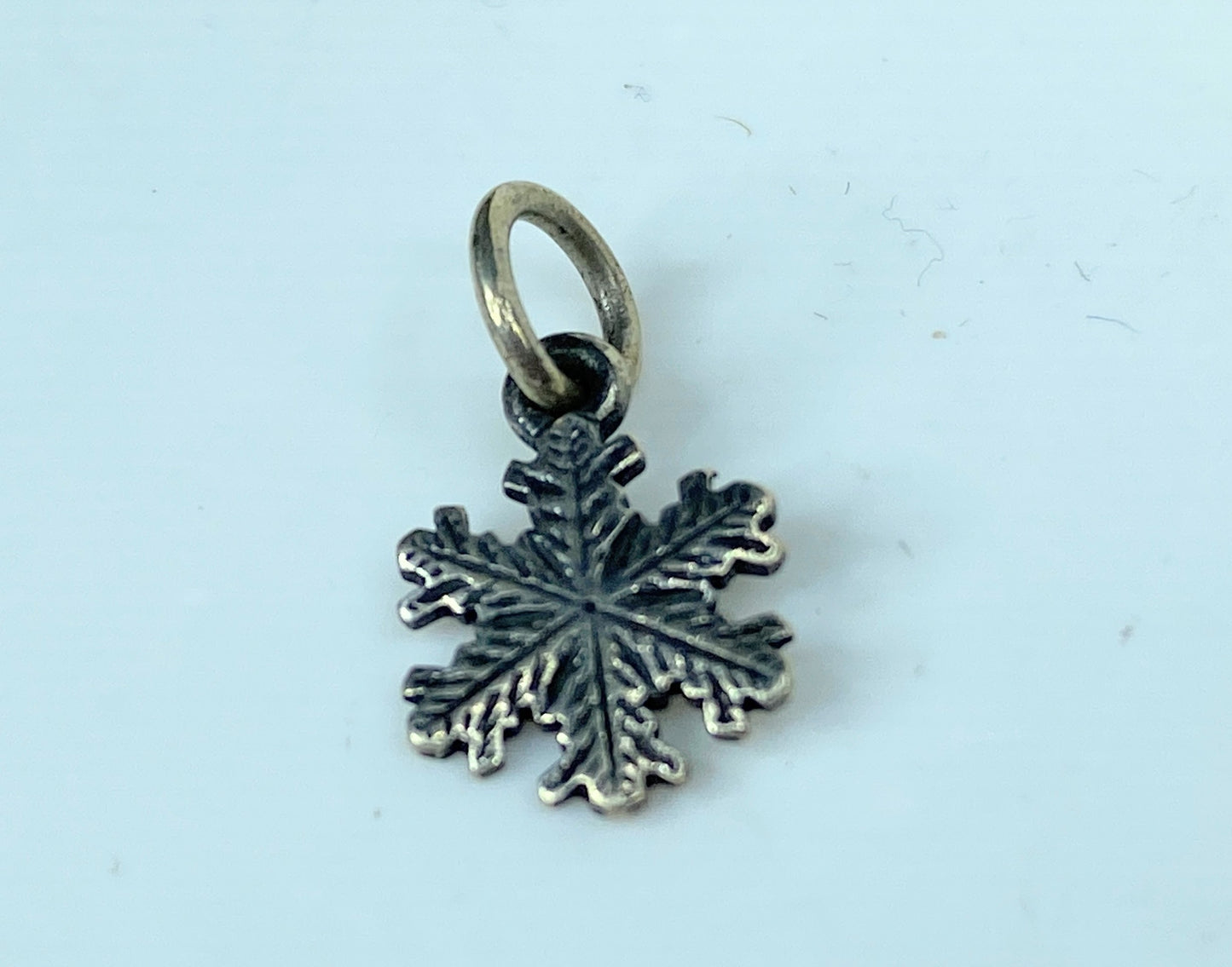 James Avery sterling silver Aspen Snow Crystal Charm JR937