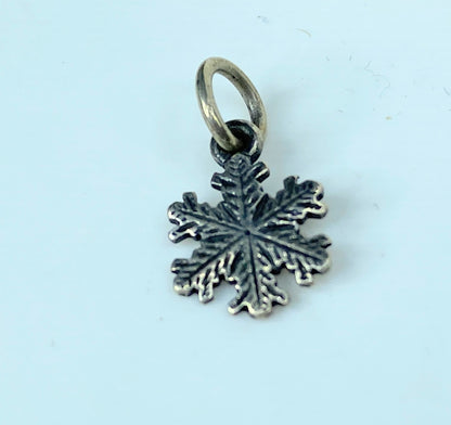 James Avery sterling silver Aspen Snow Crystal Charm JR937