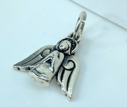 James Avery Sterling Silver Angel of Peace Charm 20mm 2.4g JR944