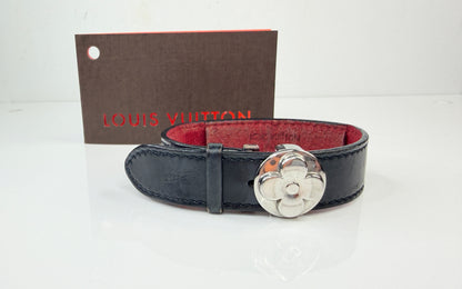 Vintage Louis Vuitton Monogram Leather Flower Clasp Bracelet France GS763