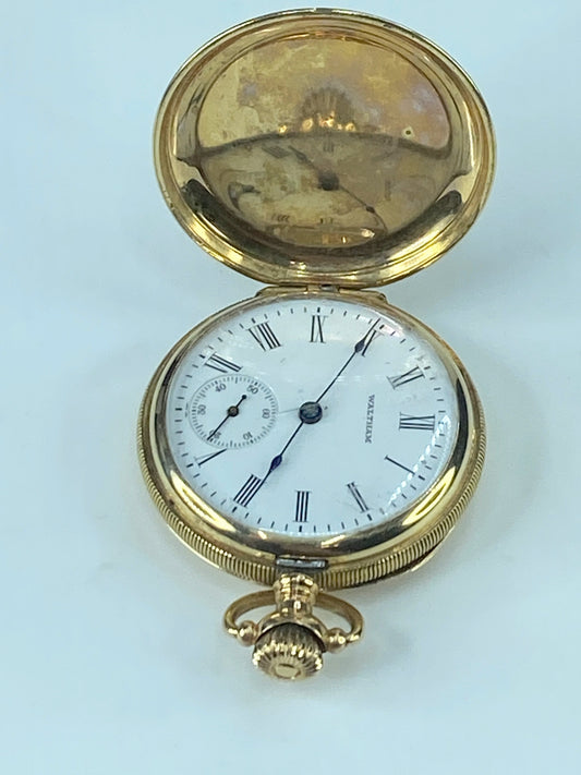 c1910 14K Waltham Hunter case mechanical Lady pocket watch 1.25" Running JR448