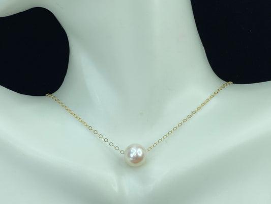 9.2mm Cultured white saltwater Sliding Pearl 14K yellow gold necklace