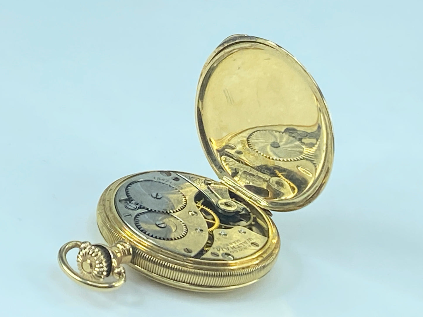c1910 14K Waltham Hunter case mechanical Lady pocket watch 1.25" Running JR448