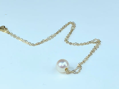 9.2mm Cultured white saltwater Sliding Pearl 14K yellow gold necklace